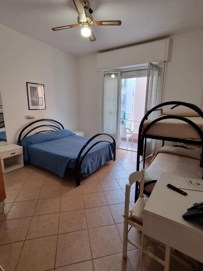 Hotel Riz Finale Ligure Exteriör bild
